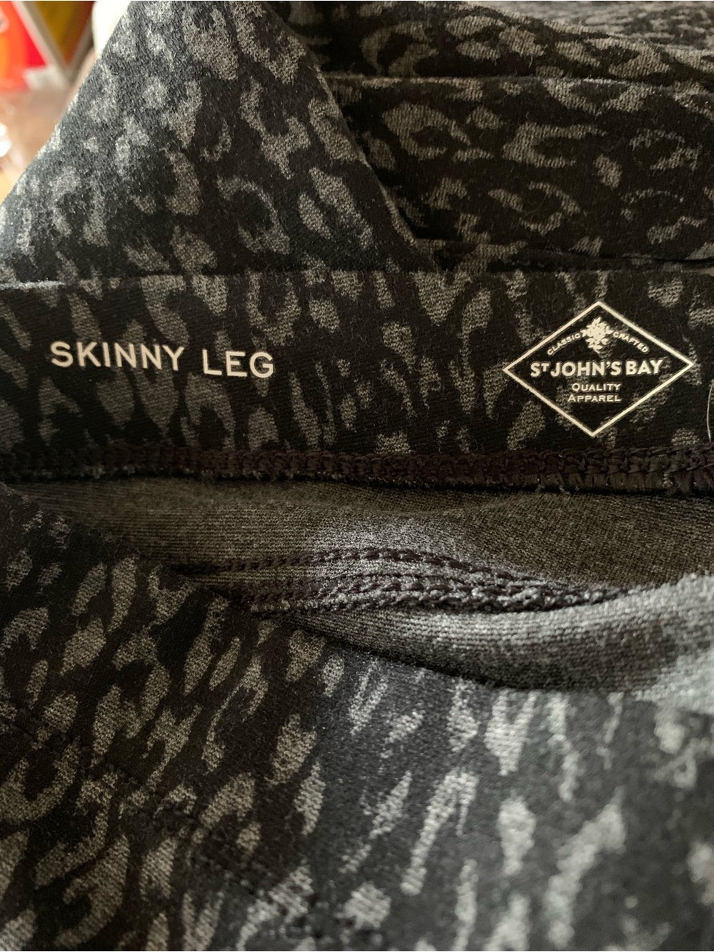 St John’s Bay Cheetah Print Skinny Leg Jeggings Size Small - Picture 6 of 9